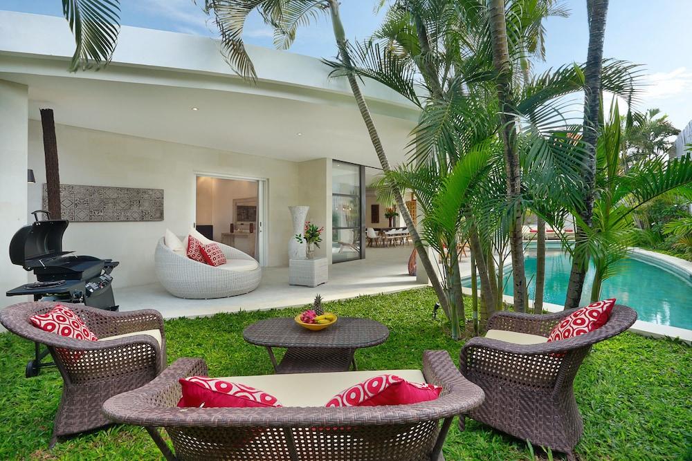 Seminyak White Design Villa מראה חיצוני תמונה
