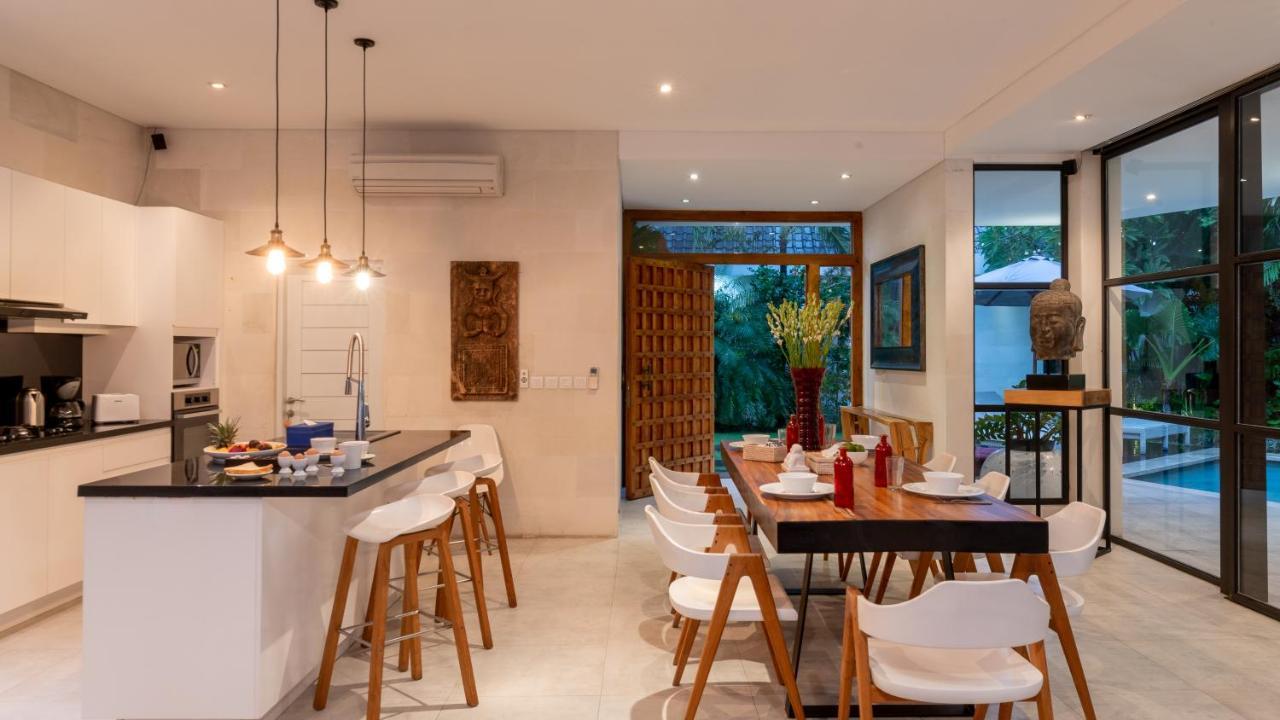Seminyak White Design Villa מראה חיצוני תמונה
